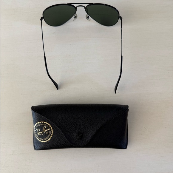 Ray-Ban Black Sunglasses with Case - Picture 2 of 3